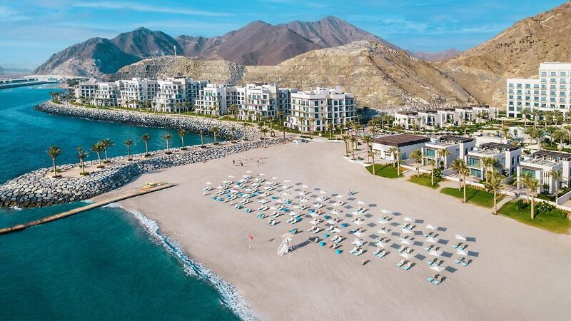 Address Beach Resort Fujairah 3