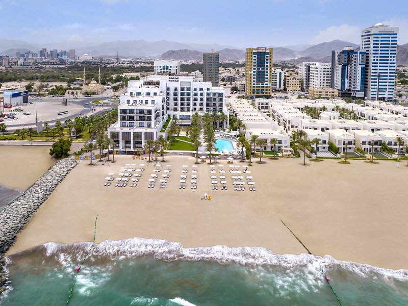 Palace Fujairah Beach Hotel 3