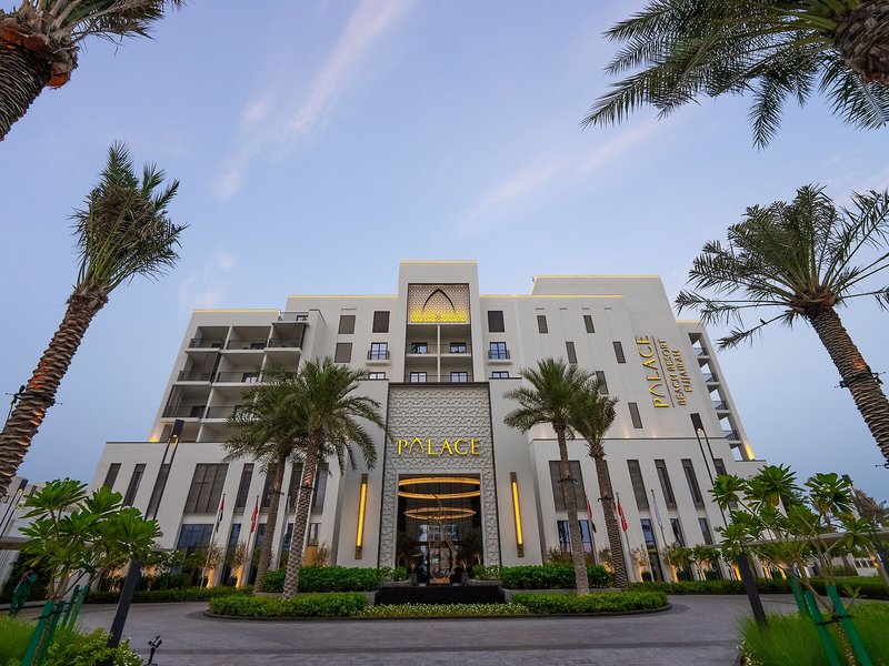 Palace Beach Resort Fujairah 2