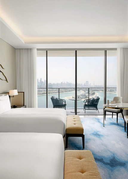 Atlantis The Royal 7