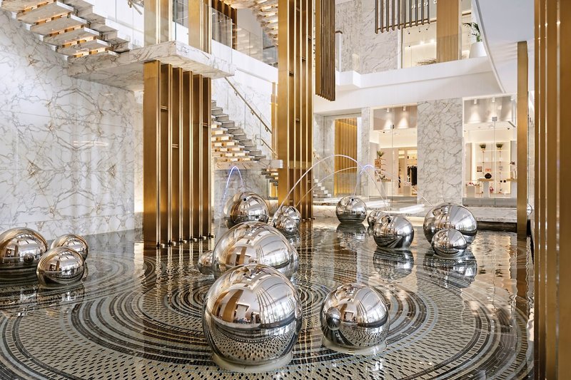 Atlantis The Royal 38