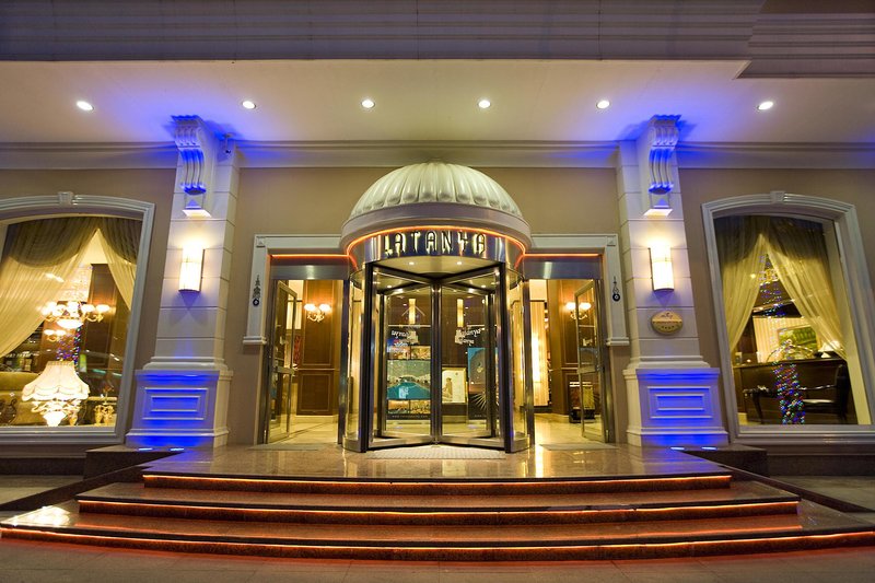 Latanya Palm Hotel 10