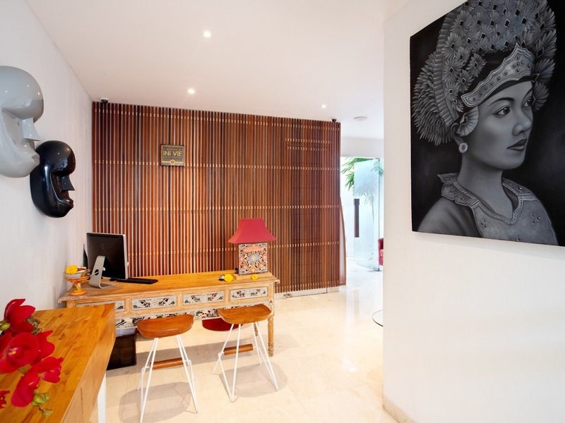 The Jimbaran Villa 24