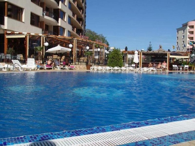 Poseidon 1 - Exterior