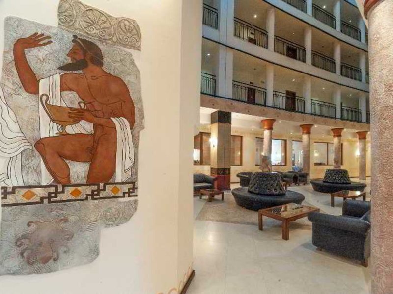 Poseidon 15 - Exterior