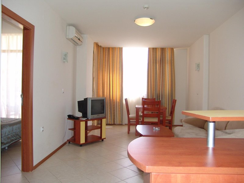 Poseidon 32 - Room Example