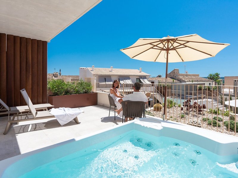Ynaira Hotel & Spa 9