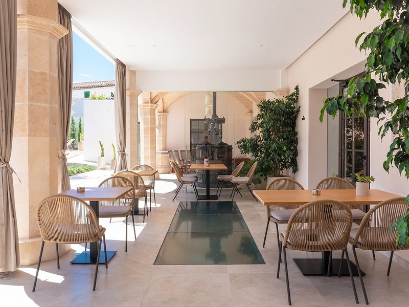 Ynaira Hotel & Spa 16
