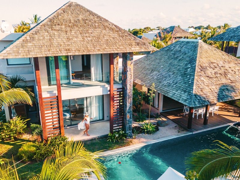 Mythic Suites & Villas 9
