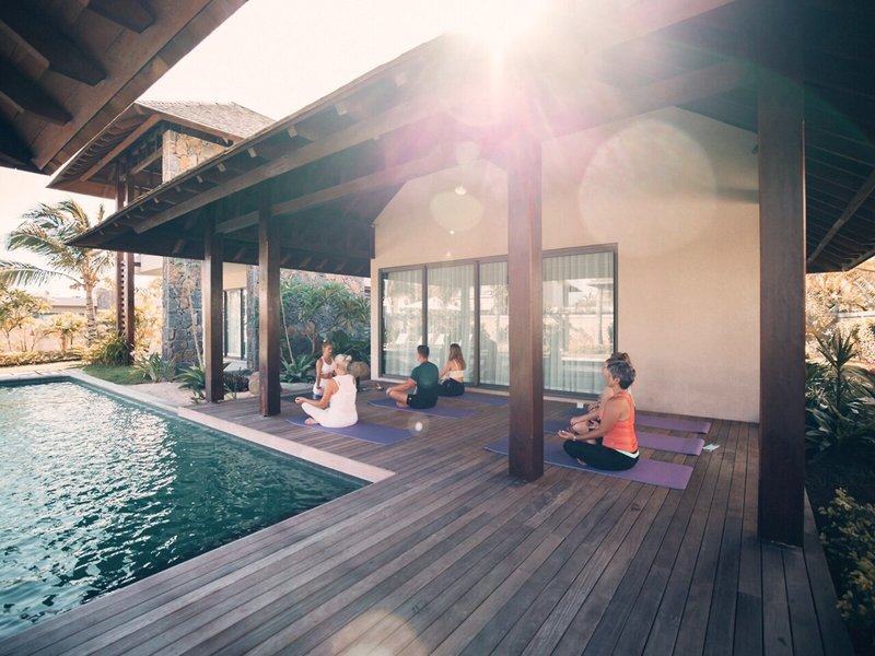 Mythic Suites & Villas 14