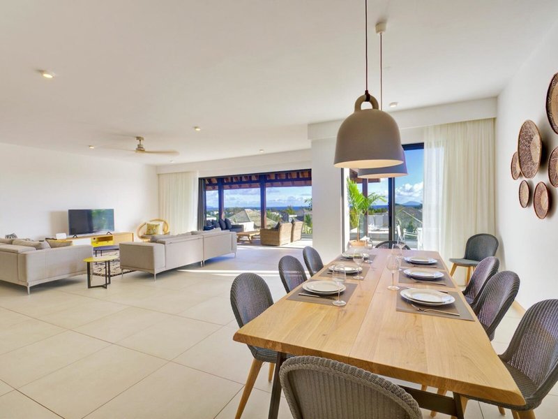 Mythic Suites & Villas 21