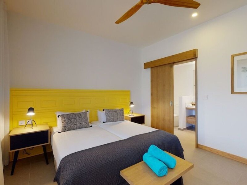 Mythic Suites & Villas 37