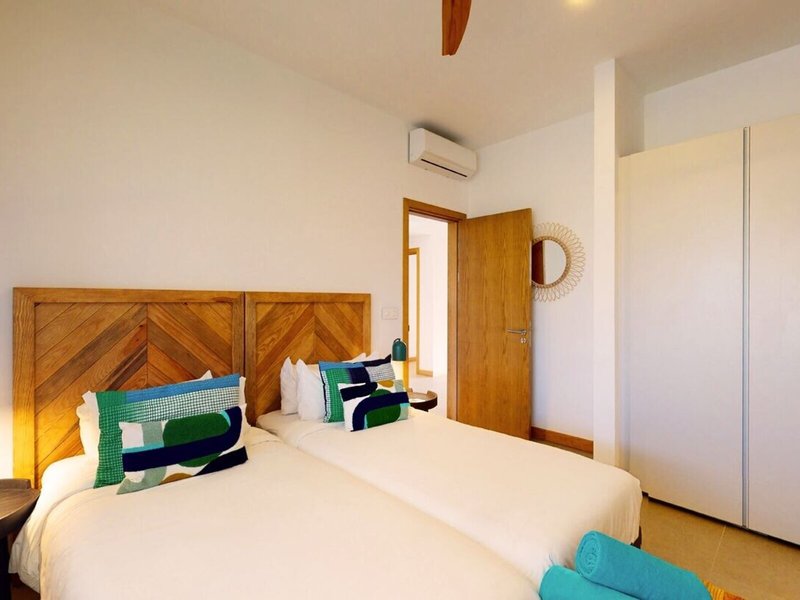 Mythic Suites & Villas 39