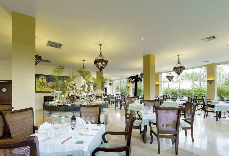 Grand Palladium Palace Resort & Spa 14