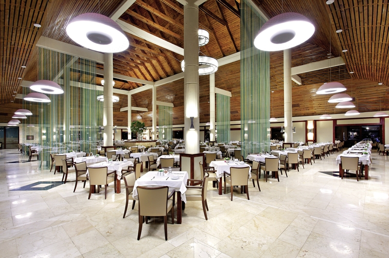 Grand Palladium Palace Resort & Spa 21