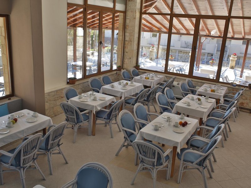 Stratos Hotel 3
