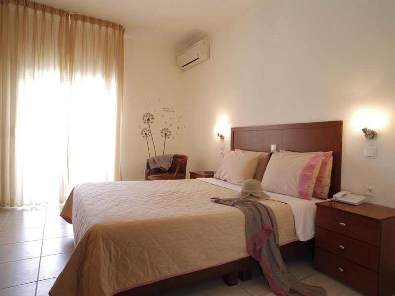 Stratos Hotel 4