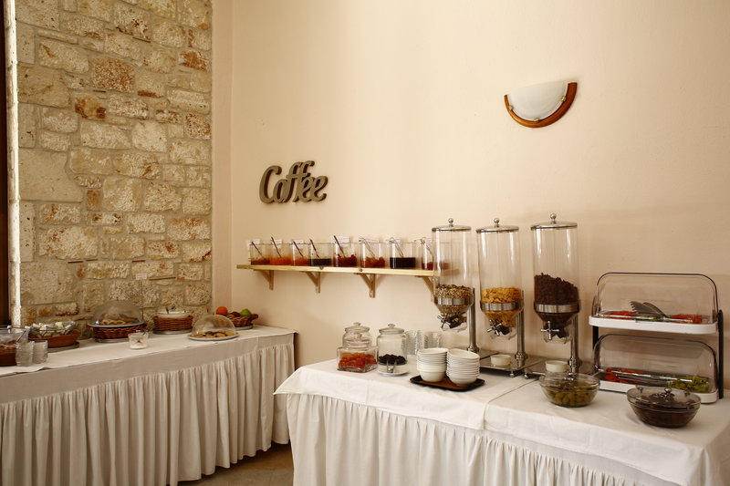 Stratos Hotel 6