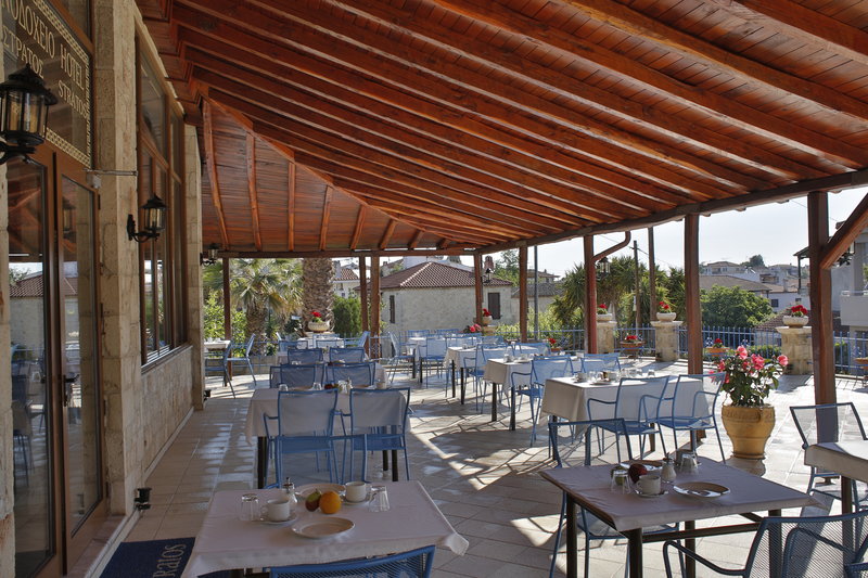 Stratos Hotel 8
