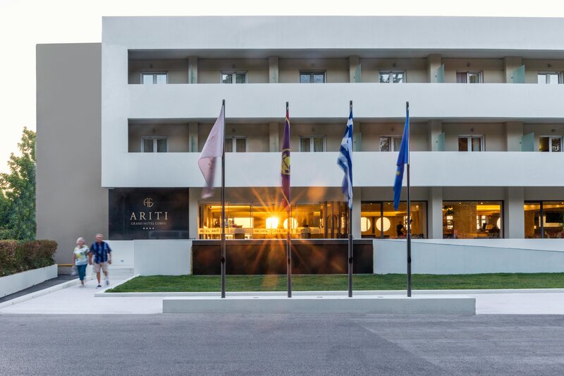 Ariti Grand Hotel 1