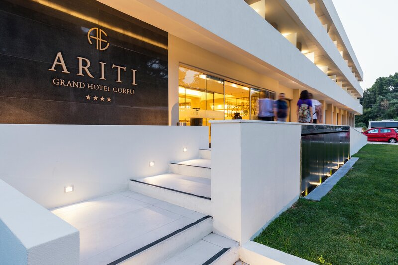 Ariti Grand Hotel 20