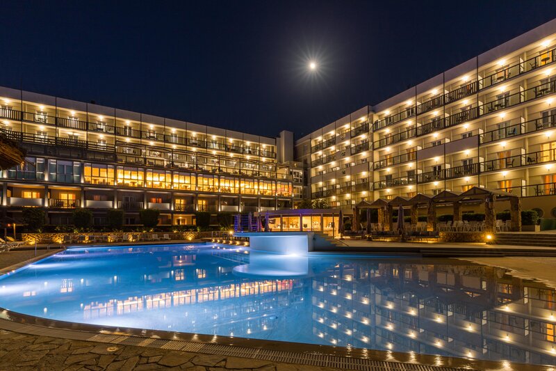 Ariti Grand Hotel 26