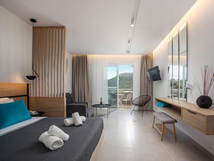 Zoes Hotel-Studios 5