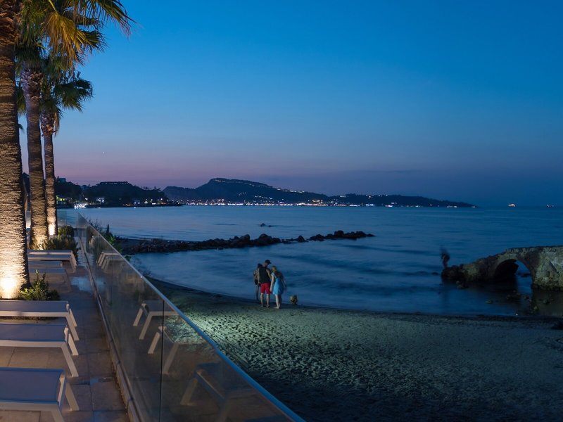 Xenos Kamara Beach Hotel 1