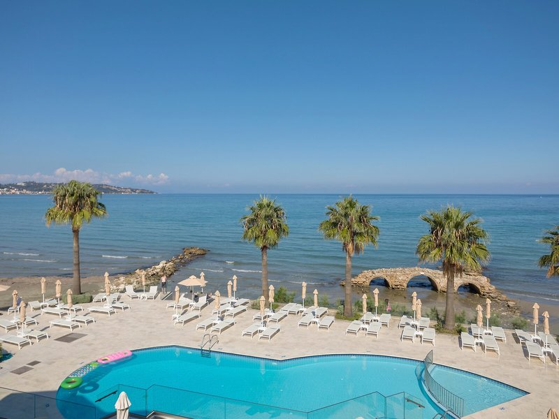 Xenos Kamara Beach Hotel 13