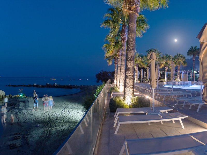 Xenos Kamara Beach Hotel 14