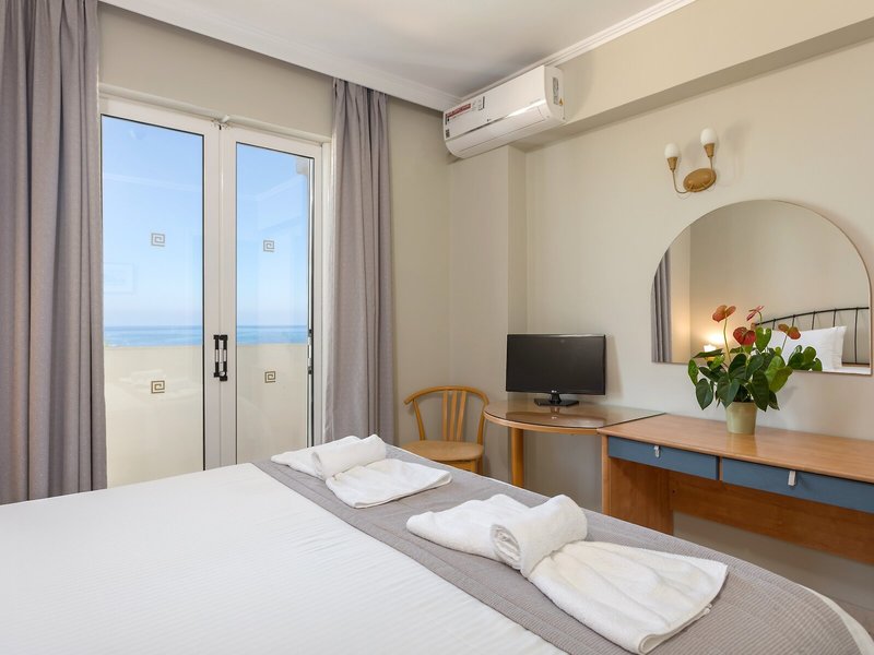 Xenos Kamara Beach Hotel 33