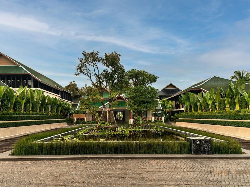 Grand Mercure Khao Lak Bangsak 12