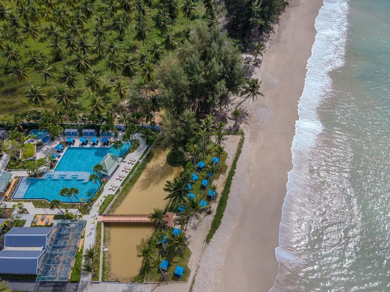 Grand Mercure Khao Lak Bangsak 3