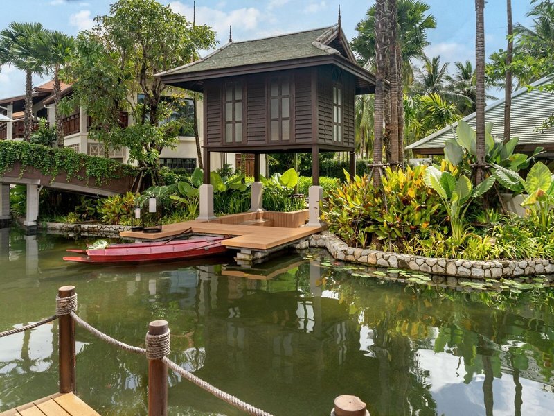 Grand Mercure Khao Lak Bangsak 13