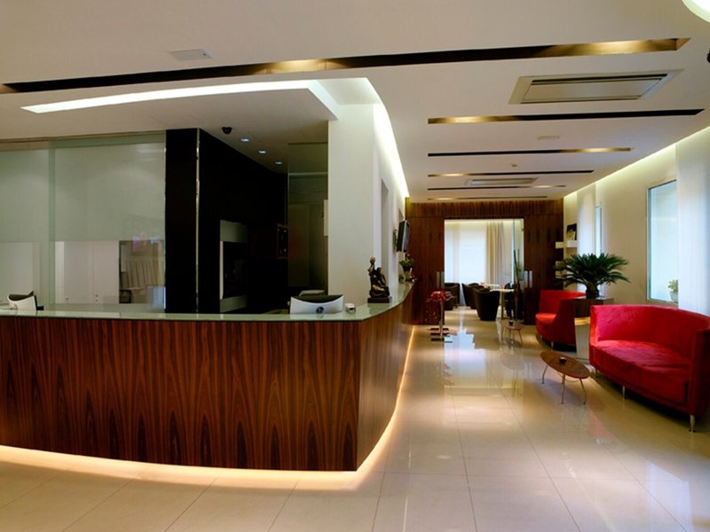 Card International 6 - Lounge / Lobby
