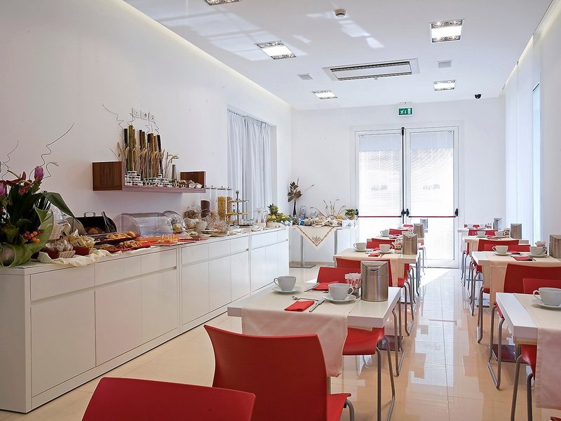 Card International 16 - Restaurant