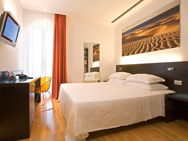 Card International 22 - Room Example