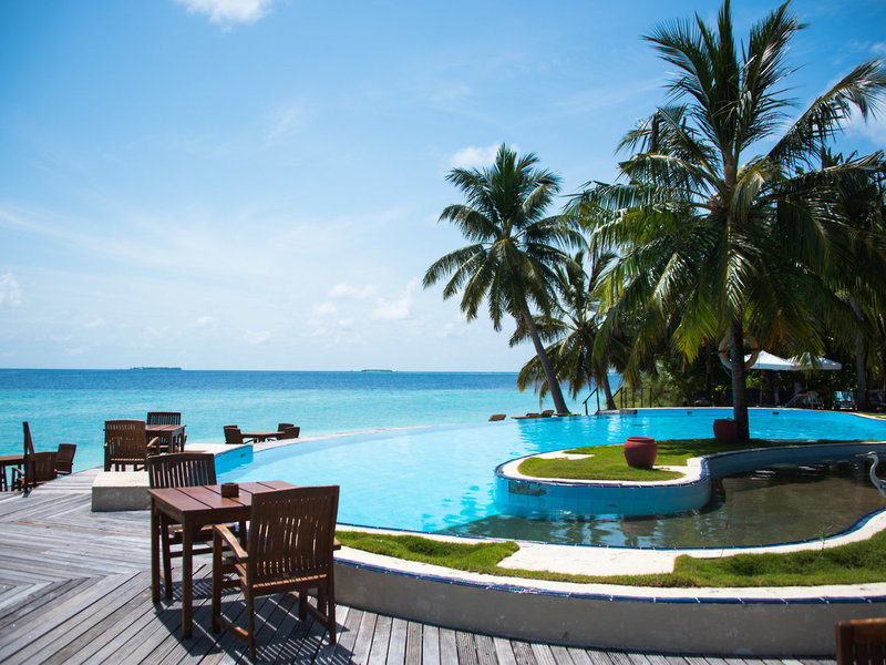 Filitheyo Island Resort 10