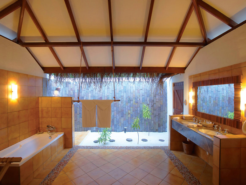 Filitheyo Island Resort 42