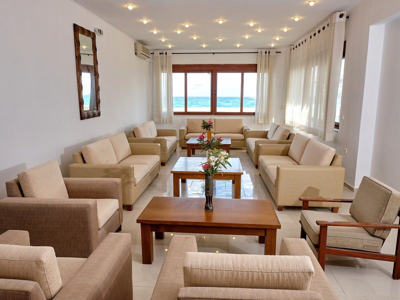 Niros Beach 9