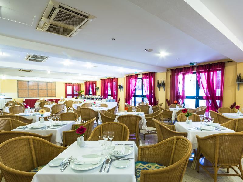 BlueBay Beach Club 4