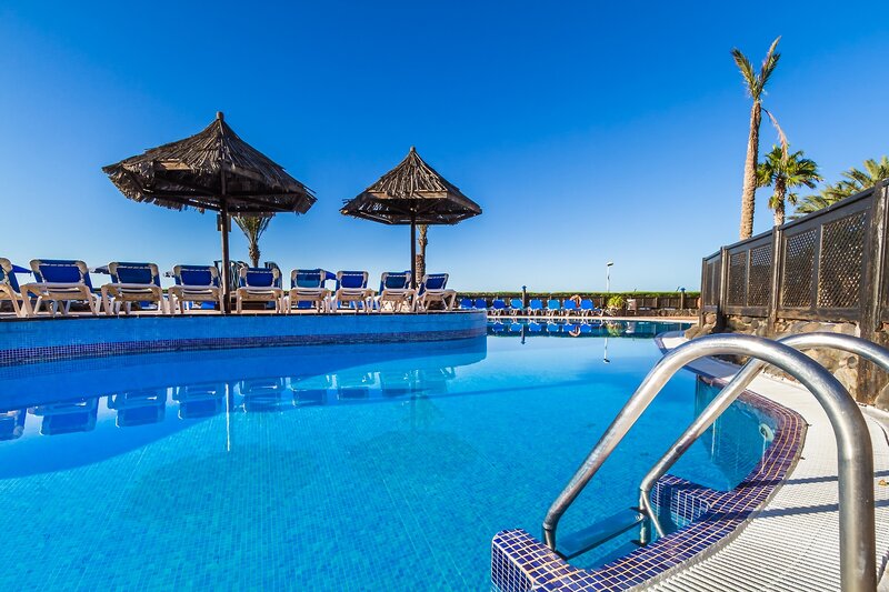 BlueBay Beach Club 4