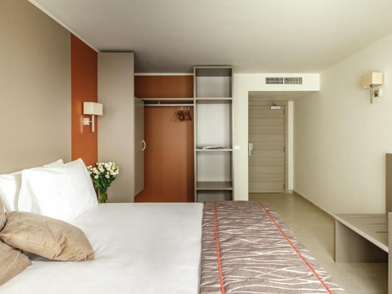 Mayflower Hotel Malta 34