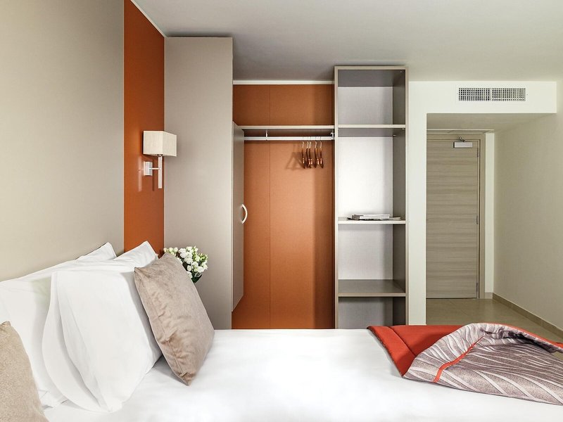 Mayflower Hotel Malta 37