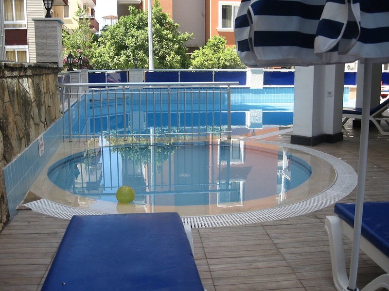 Kleopatra Golden Beach 10