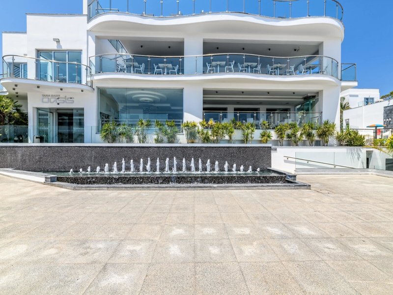 Tasia Maris Oasis 2