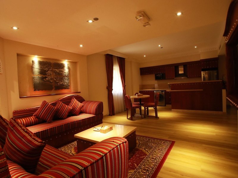 Al Liwan Suites Rawdat Al Khail 2