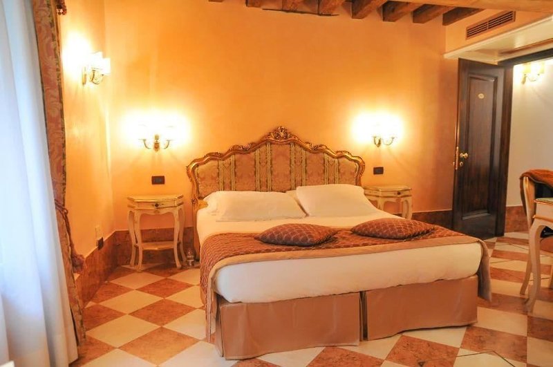 Ca´Amadi Locanda 3 - Room Example