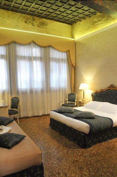 Ca´Amadi Locanda 4 - Room Example