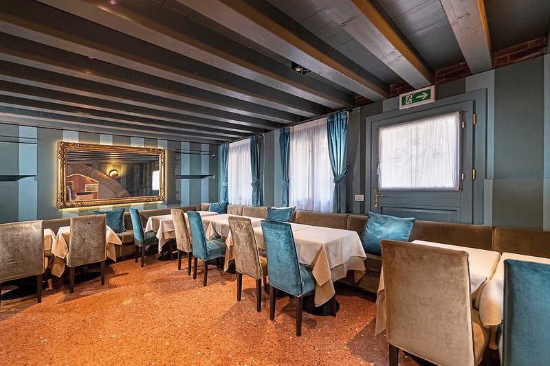 Tiziano 7 - Conference Room